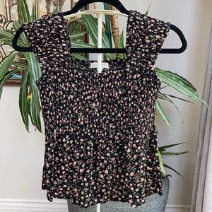 ULTRA FLIRT black floral top